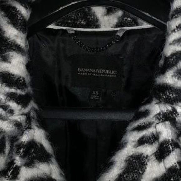 NWT Banana Republic Faux Fur Winter Coat XS - Picture 4 of 6